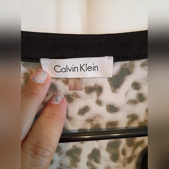 Calvin Klein Leopard Print Women's Top with Black Accents Size Large. - Picture 2 of 10